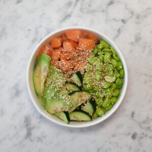 Quinoa Bowl with Avocado and Vegetables